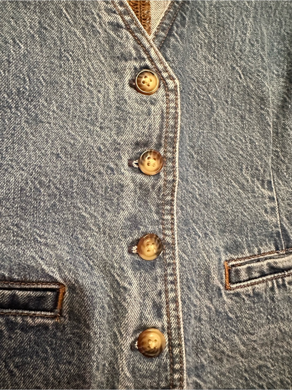 Abercrombie & Fitch Denim Vest XS | Light Wash Button Front Utility Vest - Picture 3 of 13